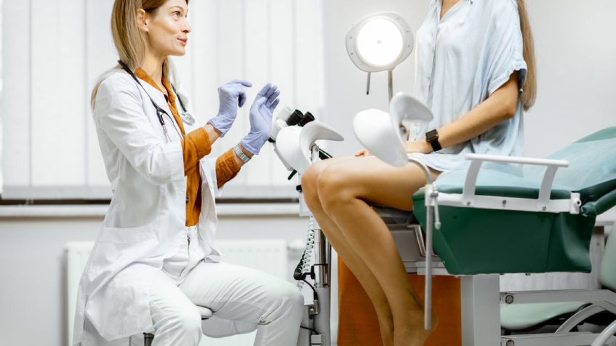 5 Things You Should Know Before Your First Trip to the Gynecologist photo